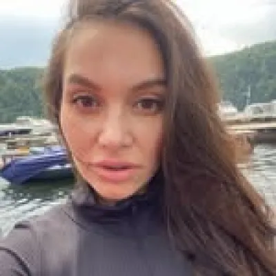 ЮЛИЯ